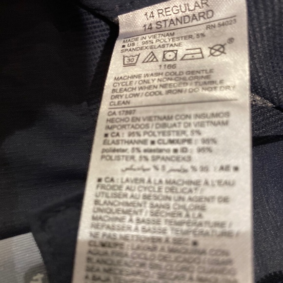 Old navy-Piacente uniform shorts - Picture 4 of 10